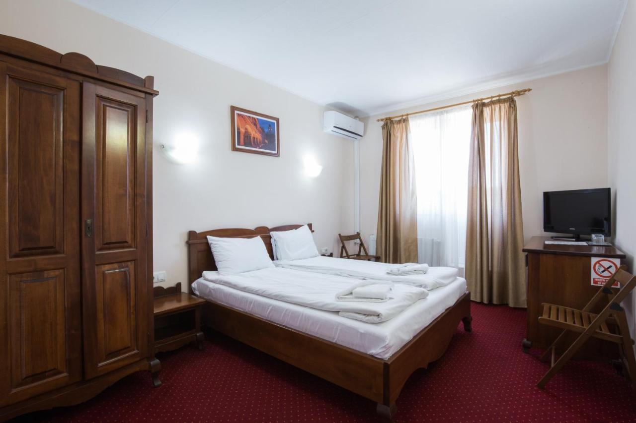 Dumbrava Sibiului Hotel Luaran gambar